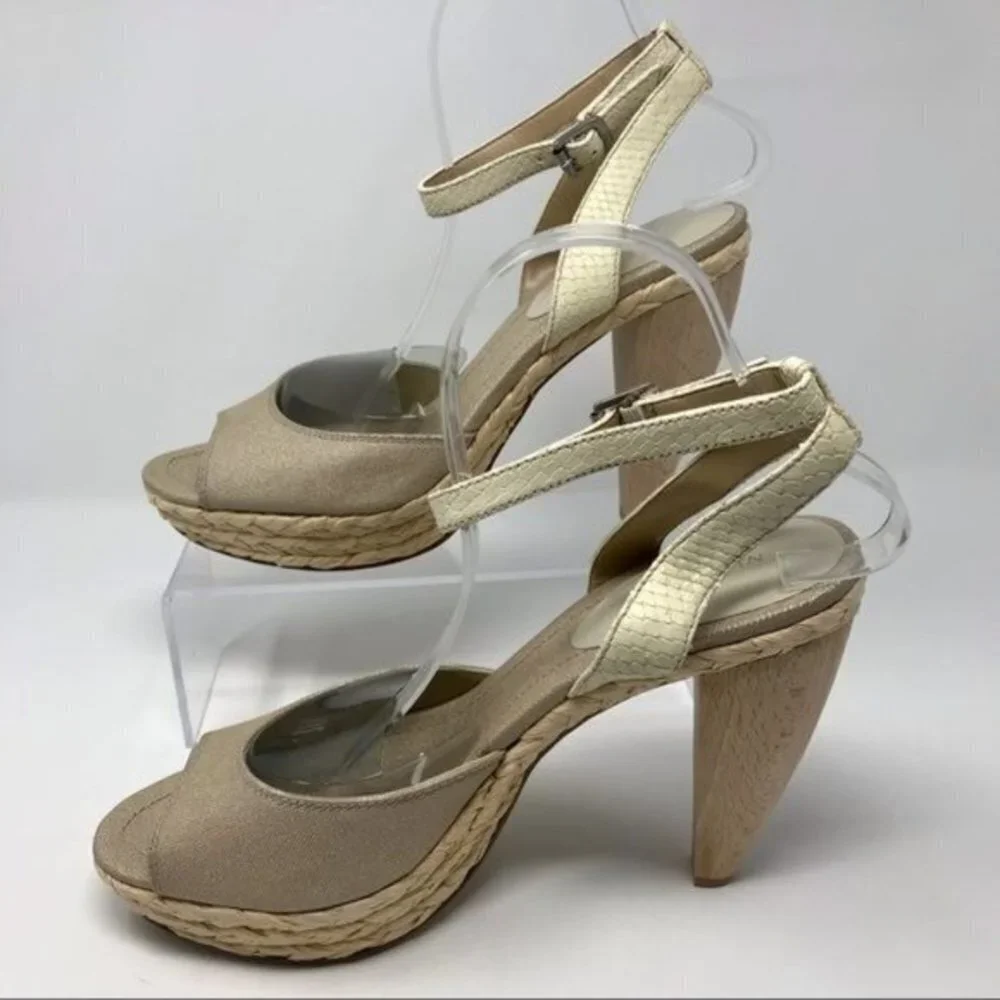 Nine West Casting Platform Sandals w/Reptile 10M